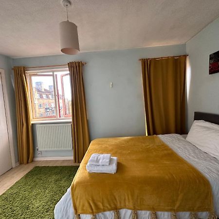 Cozy Private Room For Single Use Londres Extérieur photo